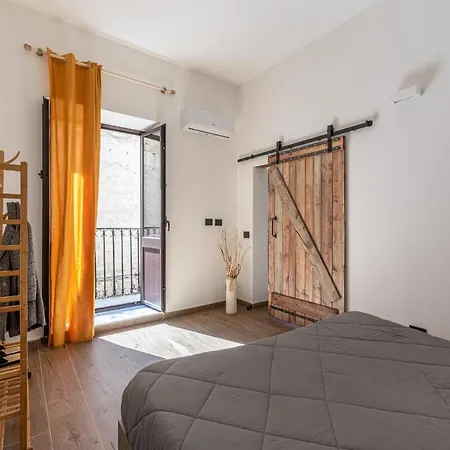 Apartment Casa Calessino A Ballaro By Wonderful Italy